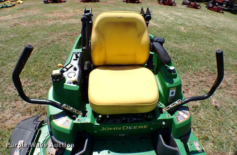 image for item MF9424 (4) ZTR lawn mowers