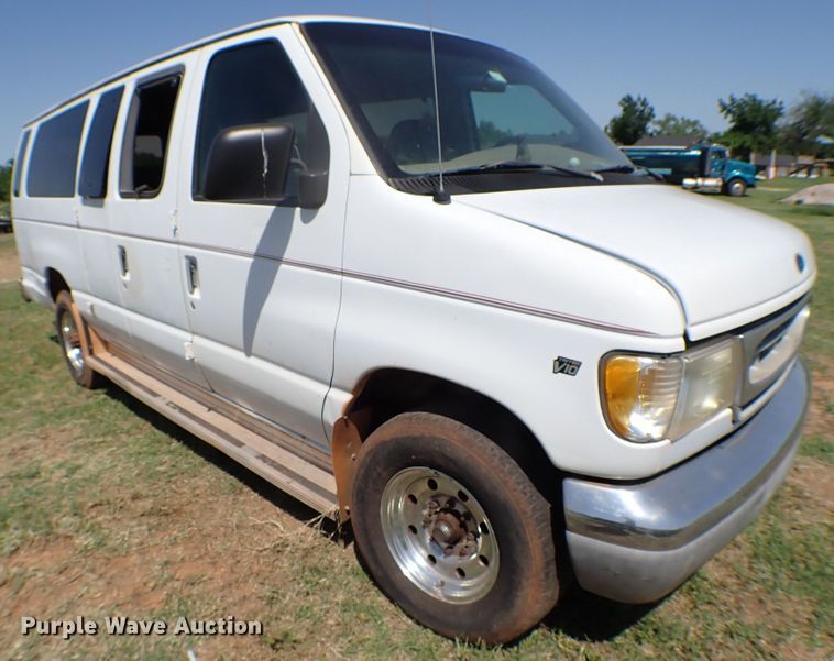 image for item MF9431 1997 Ford Club Wagon XLT  van