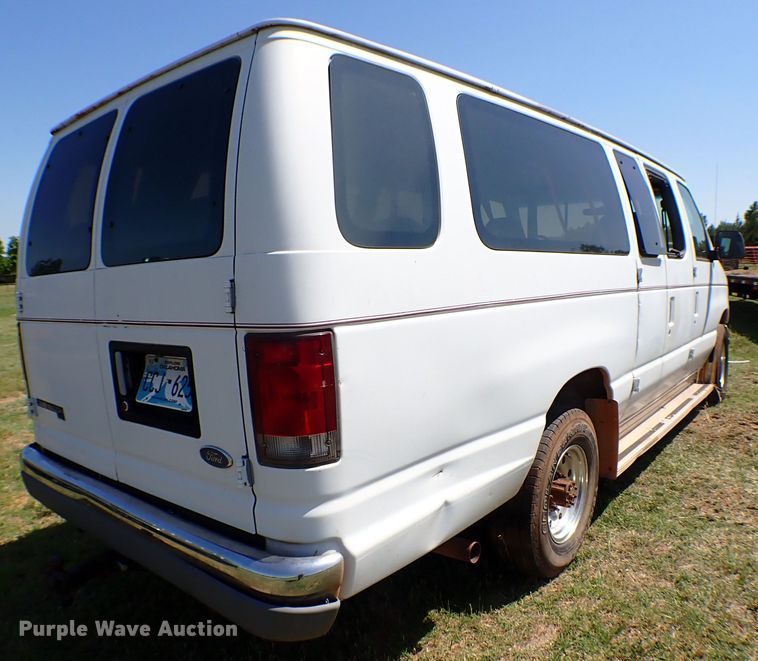 image for item MF9431 1997 Ford Club Wagon XLT  van