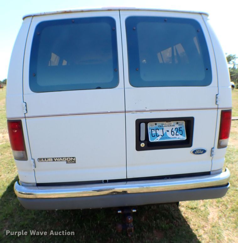 image for item MF9431 1997 Ford Club Wagon XLT  van