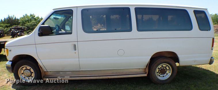 image for item MF9431 1997 Ford Club Wagon XLT  van