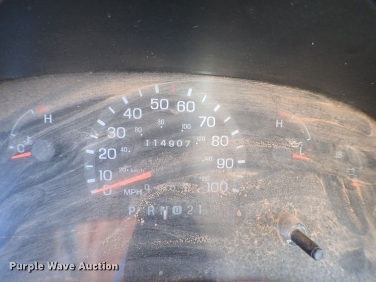 image for item MF9431 1997 Ford Club Wagon XLT  van