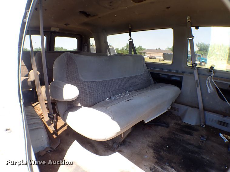 image for item MF9431 1997 Ford Club Wagon XLT  van