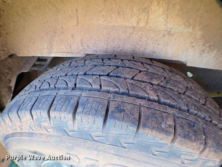 image for item MF9431 1997 Ford Club Wagon XLT  van