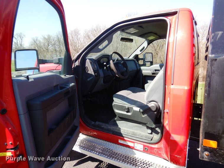 image for item MF9595 2011 Ford F450 Super Duty  flatbed truck