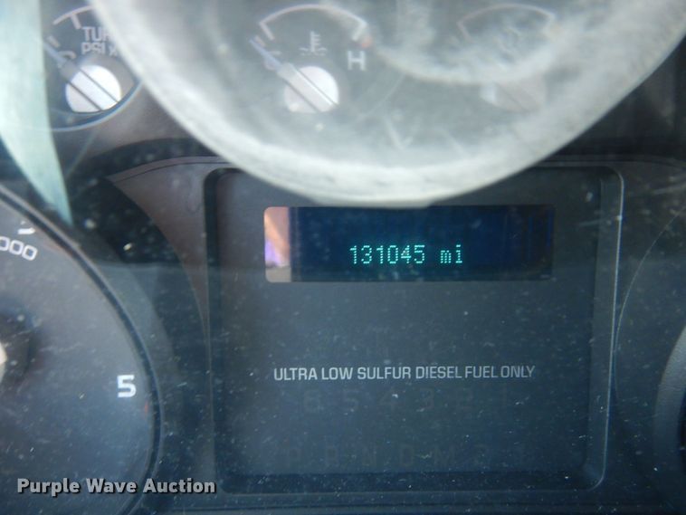 image for item MF9595 2011 Ford F450 Super Duty  flatbed truck