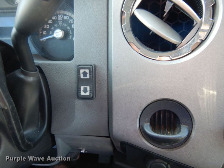 image for item MF9595 2011 Ford F450 Super Duty  flatbed truck