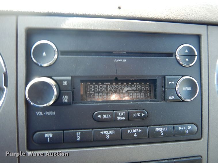 image for item MF9595 2011 Ford F450 Super Duty  flatbed truck