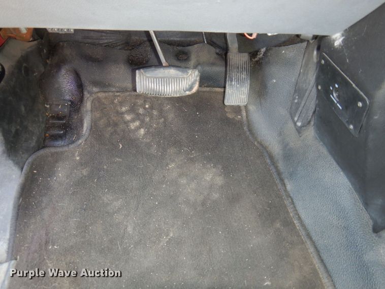 image for item MF9595 2011 Ford F450 Super Duty  flatbed truck