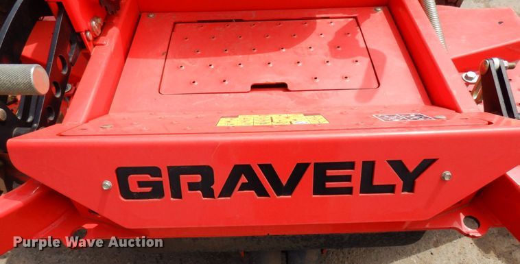 image for item MF9598 Gravely Pro Turn 460  ZTR lawn mower