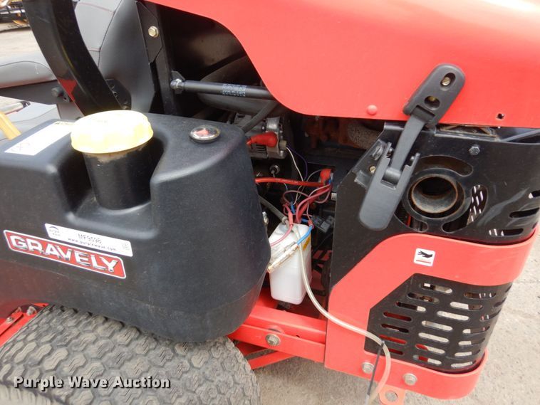 image for item MF9598 Gravely Pro Turn 460  ZTR lawn mower