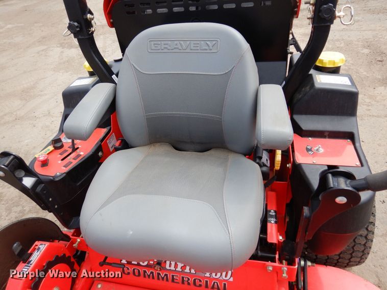 image for item MF9598 Gravely Pro Turn 460  ZTR lawn mower