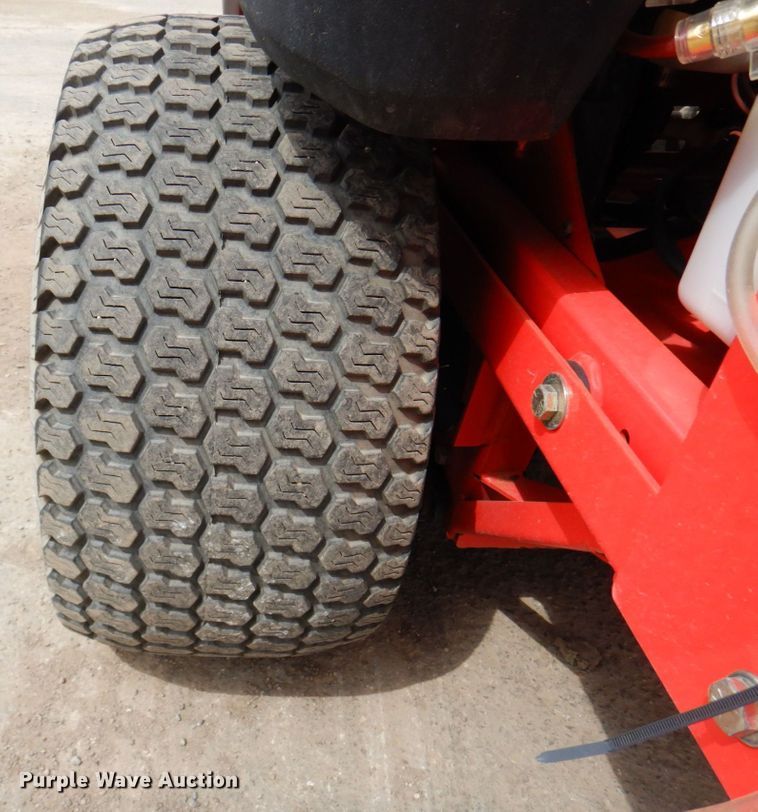 image for item MF9598 Gravely Pro Turn 460  ZTR lawn mower