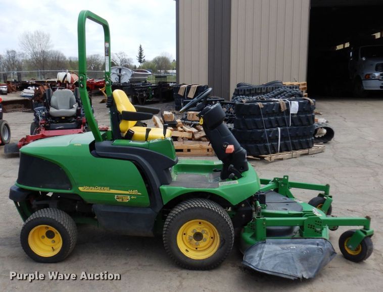 image for item MF9599 John Deere 1445  lawn mower