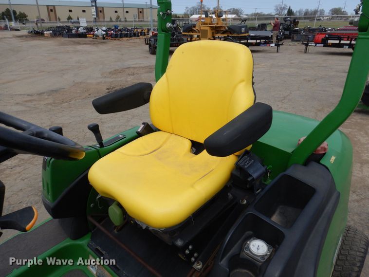 image for item MF9599 John Deere 1445  lawn mower