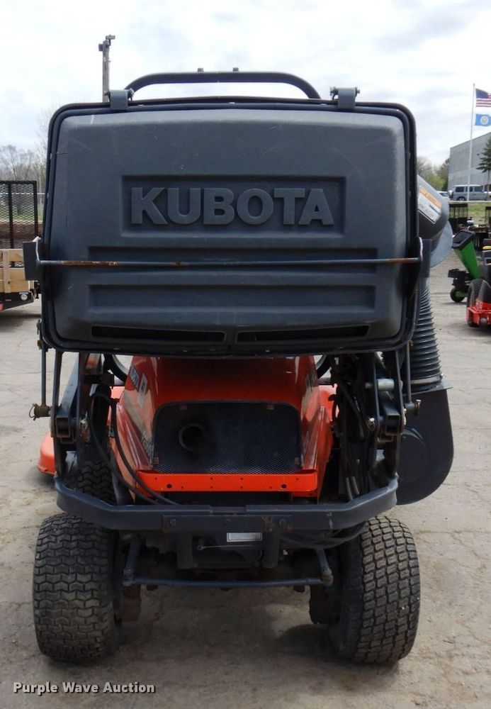 image for item MF9601 Kubota F2560  lawn mower