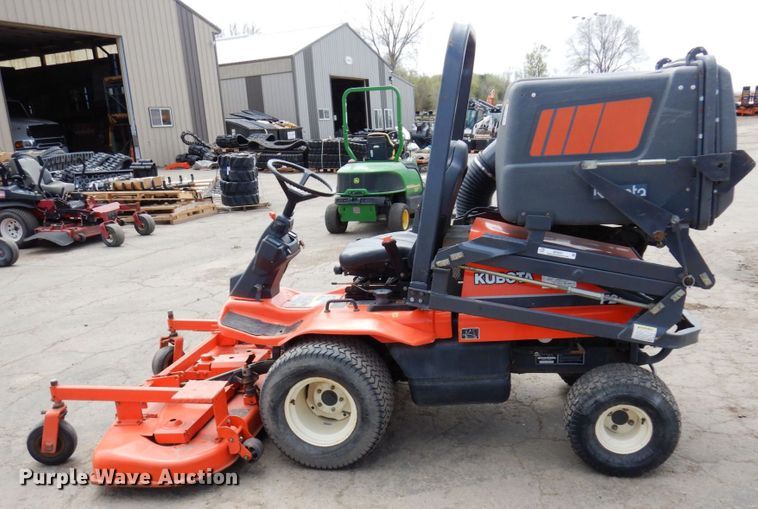 image for item MF9601 Kubota F2560  lawn mower