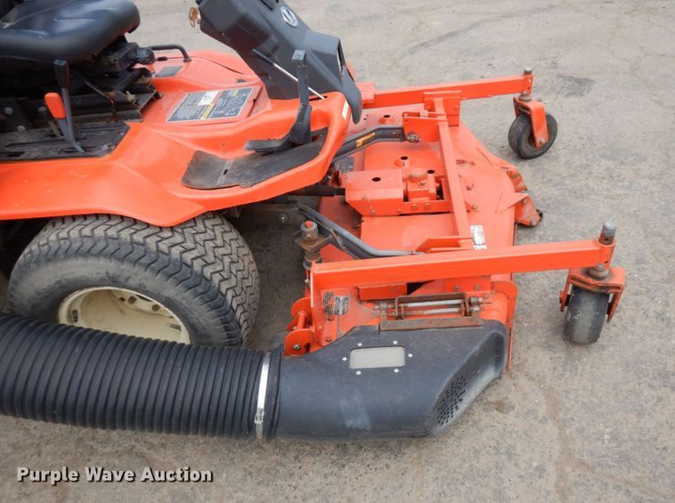 image for item MF9601 Kubota F2560  lawn mower