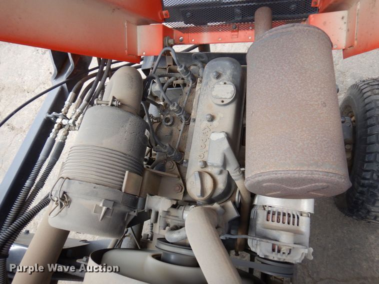 image for item MF9601 Kubota F2560  lawn mower