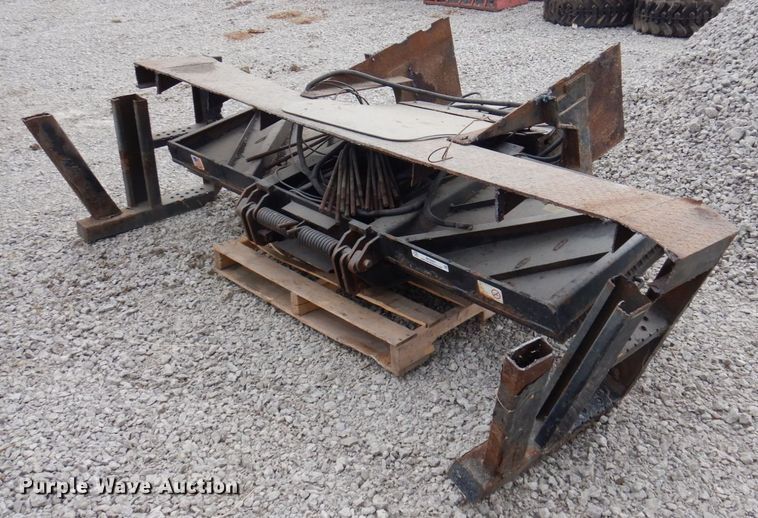 image for item MU9561 Tommy Gate 102" W end gate lift