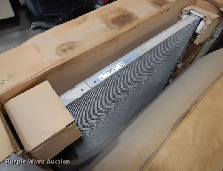 Radiator in Osborn, MO | Item MU9591 sold | Purple Wave