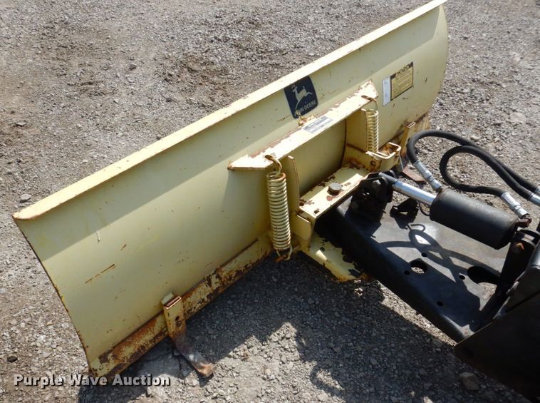 image for item MU9593 John Deere 322  lawn mower