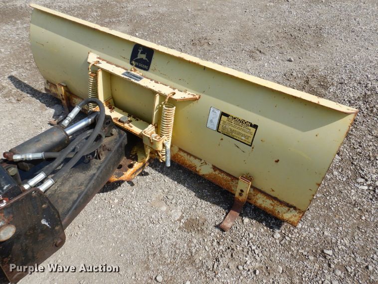 image for item MU9593 John Deere 322  lawn mower