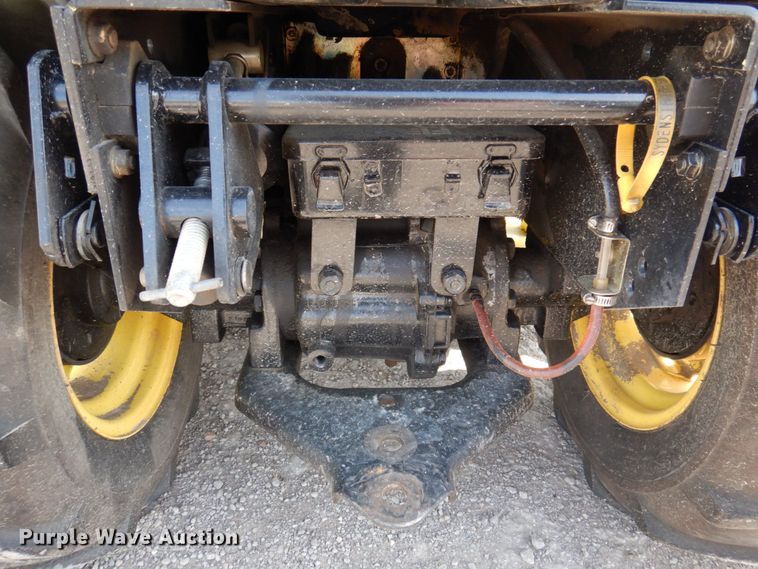 image for item MU9593 John Deere 322  lawn mower