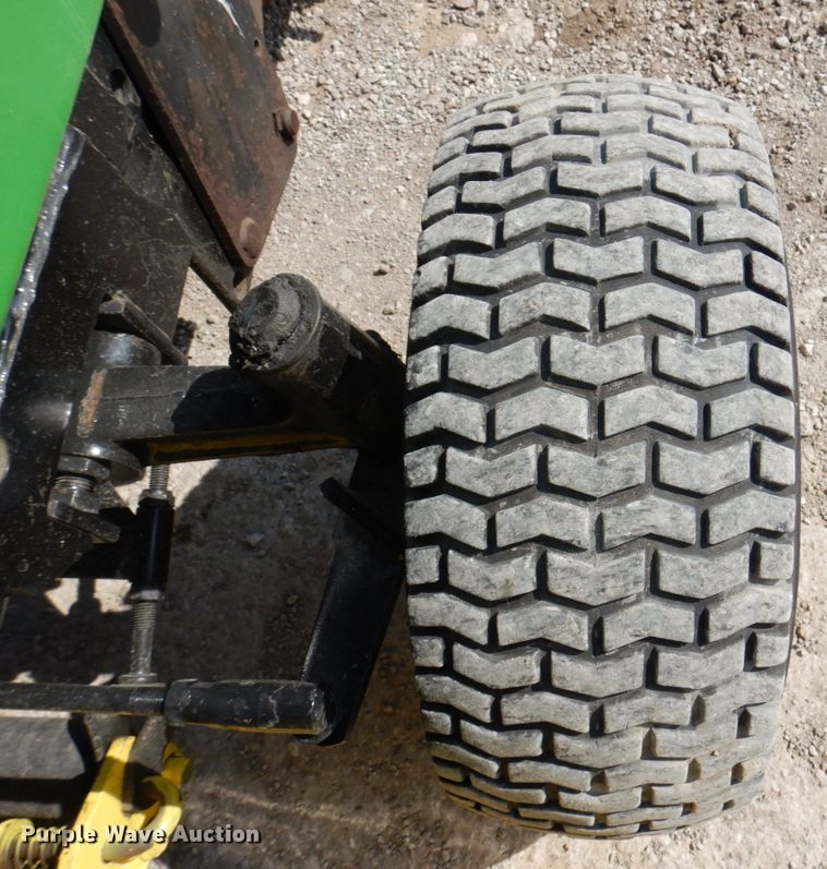 image for item MU9593 John Deere 322  lawn mower