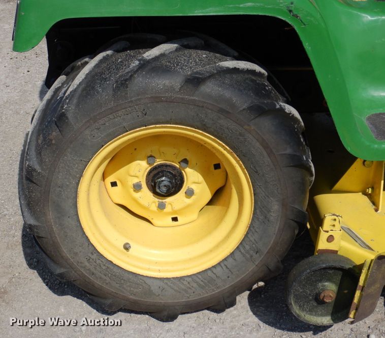 image for item MU9593 John Deere 322  lawn mower