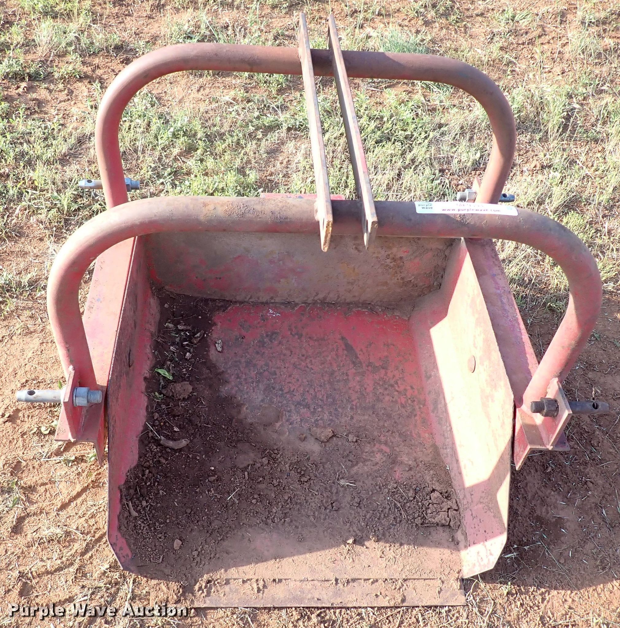 Ag equipment in Kingfisher, OK Item MF9393 sold Purple Wave