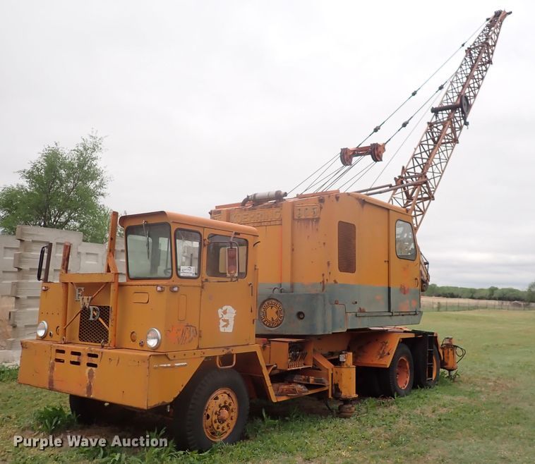 image for item DI1911 Koehring 305  crane