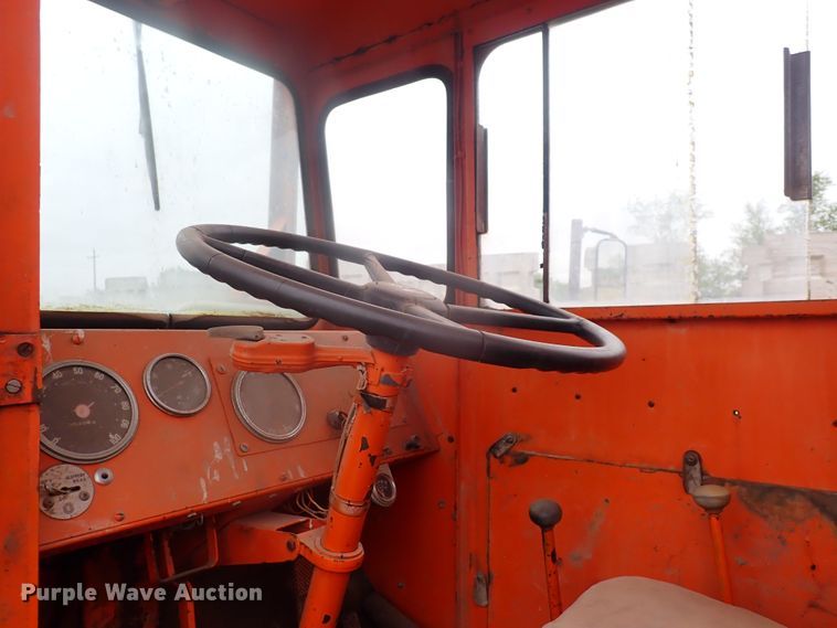 image for item DI1911 Koehring 305  crane