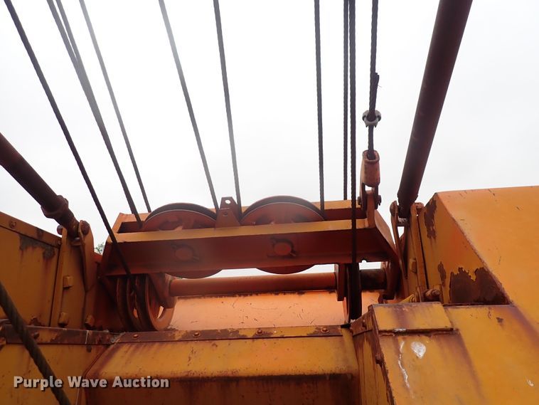 image for item DI1911 Koehring 305  crane