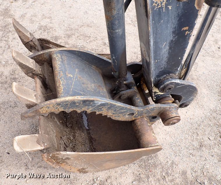 image for item DI1971 2014 John Deere 35G  mini excavator