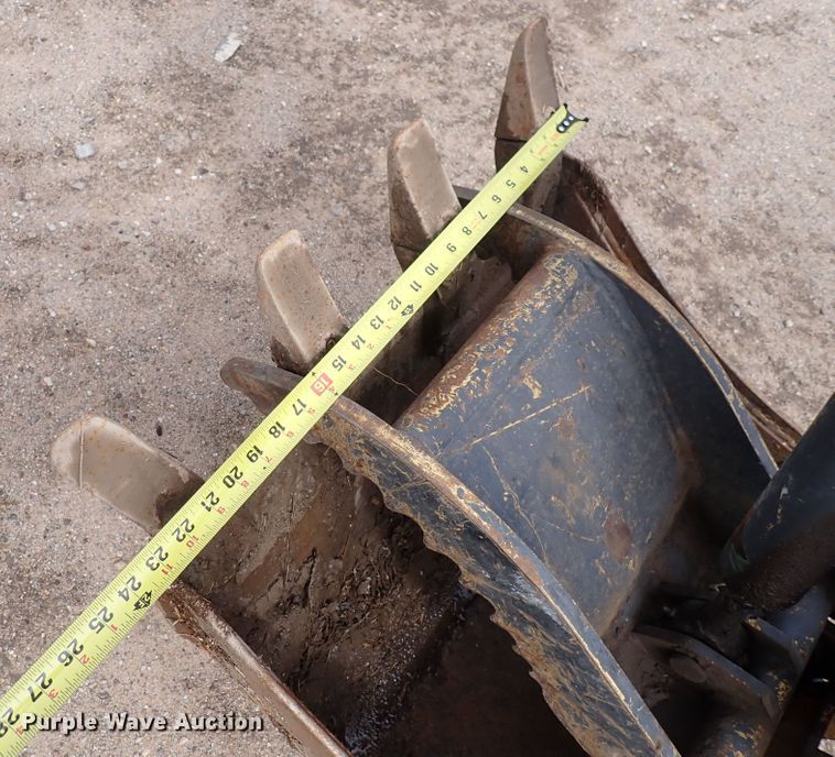 image for item DI1971 2014 John Deere 35G  mini excavator