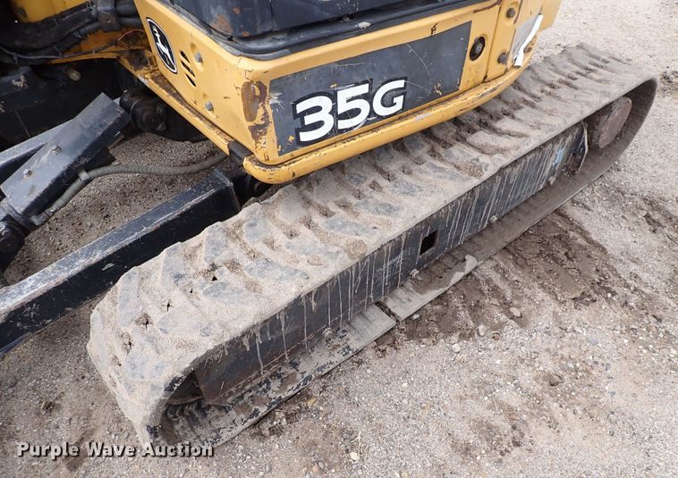 image for item DI1971 2014 John Deere 35G  mini excavator