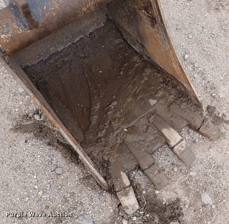 image for item DI1971 2014 John Deere 35G  mini excavator