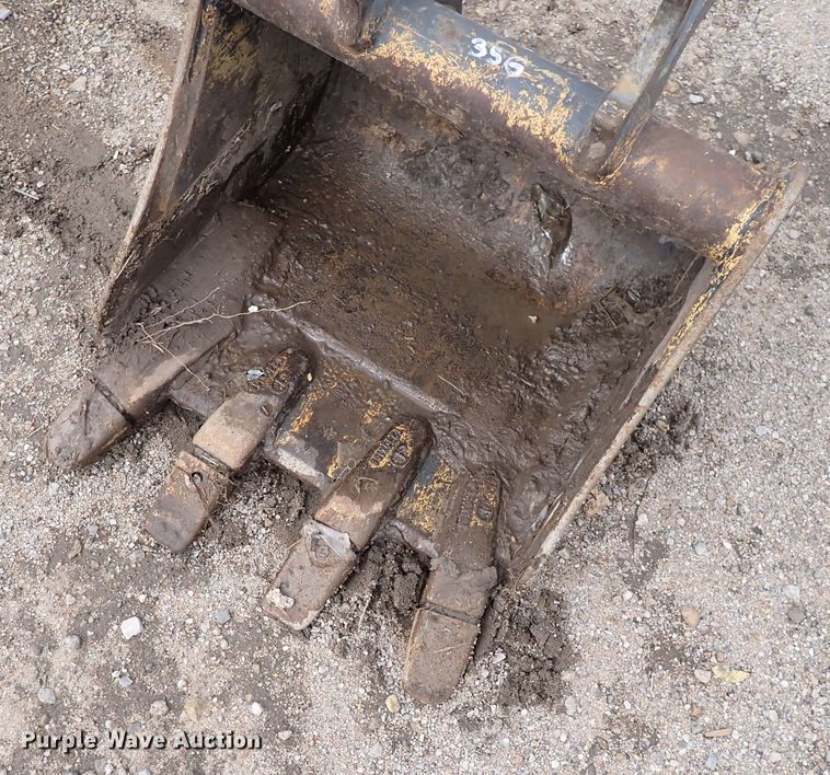 image for item DI1971 2014 John Deere 35G  mini excavator