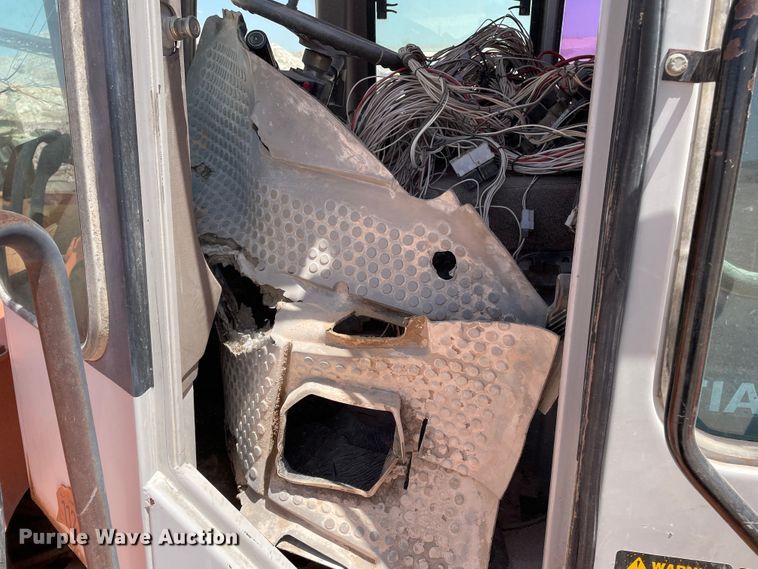 image for item DJ5123 1996 Fiat-Allis FR220.2  wheel loader