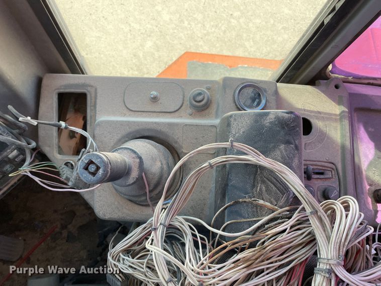 image for item DJ5123 1996 Fiat-Allis FR220.2  wheel loader