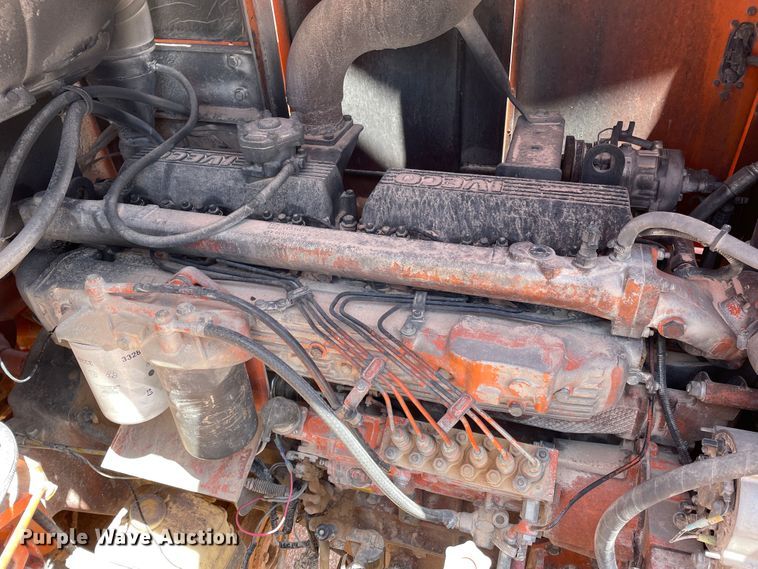 image for item DJ5123 1996 Fiat-Allis FR220.2  wheel loader