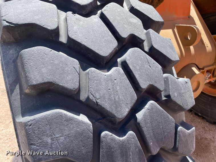 image for item DJ5123 1996 Fiat-Allis FR220.2  wheel loader