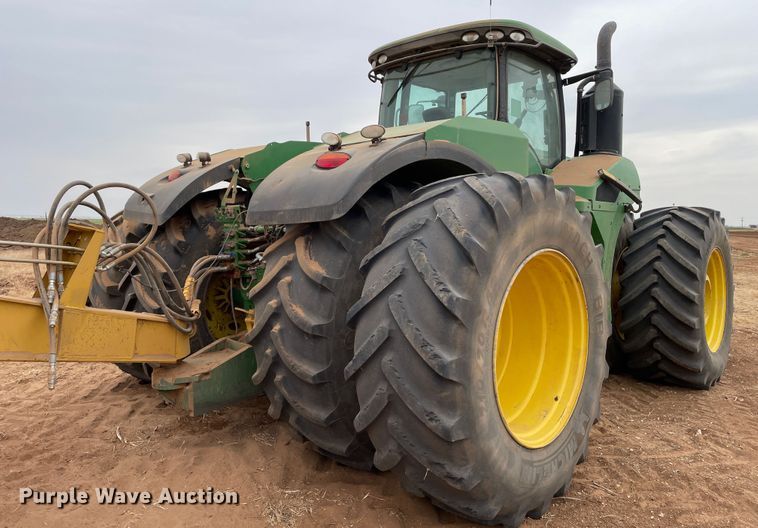 image for item DJ5128 2016 John Deere 9570R Scraper Special  4WD tractor