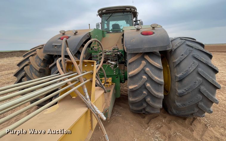 image for item DJ5128 2016 John Deere 9570R Scraper Special  4WD tractor