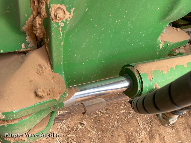 image for item DJ5128 2016 John Deere 9570R Scraper Special  4WD tractor