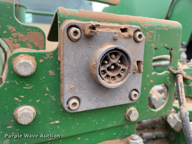 image for item DJ5128 2016 John Deere 9570R Scraper Special  4WD tractor