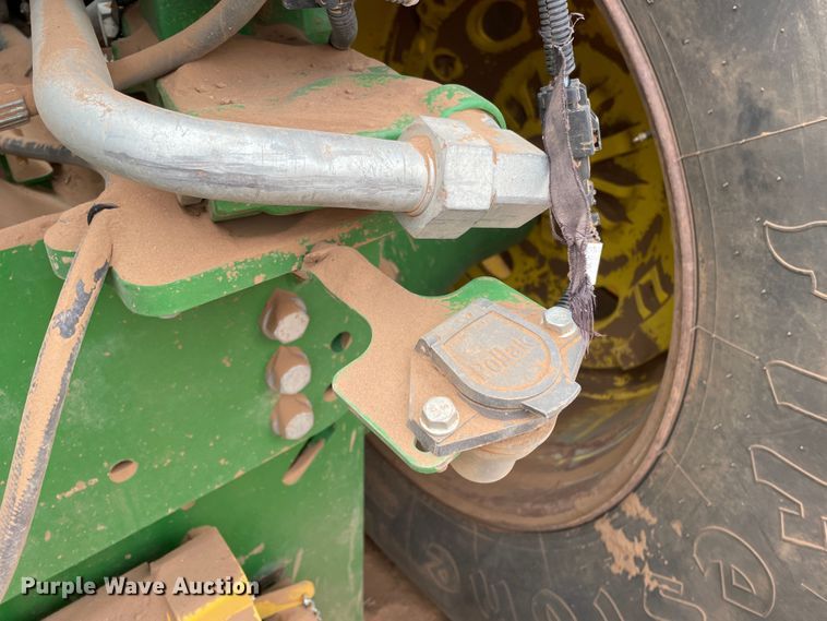 image for item DJ5128 2016 John Deere 9570R Scraper Special  4WD tractor