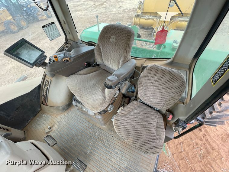 image for item DJ5128 2016 John Deere 9570R Scraper Special  4WD tractor