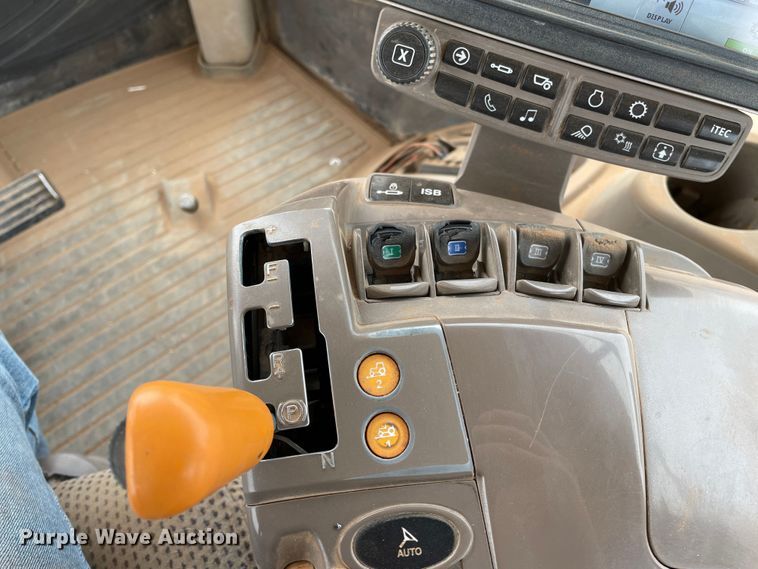 image for item DJ5128 2016 John Deere 9570R Scraper Special  4WD tractor